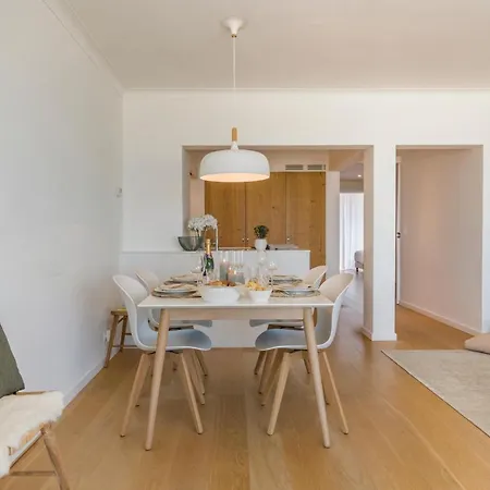 Seacarl - Stunning With Frontal Sea View *